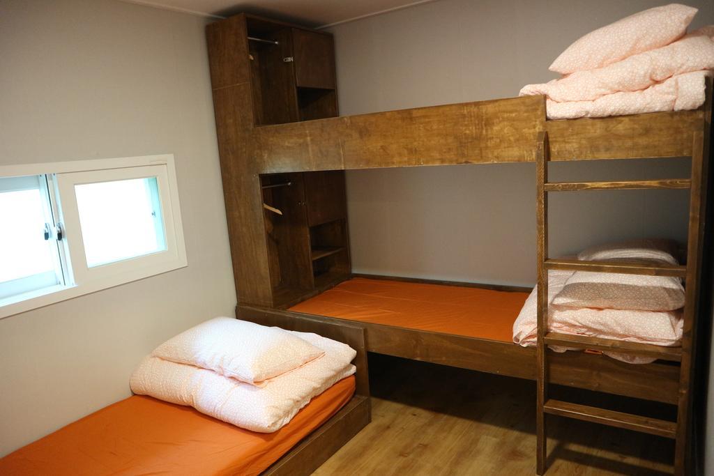 Zzzip Guesthouse In Hongdae Seul Zewnętrze zdjęcie