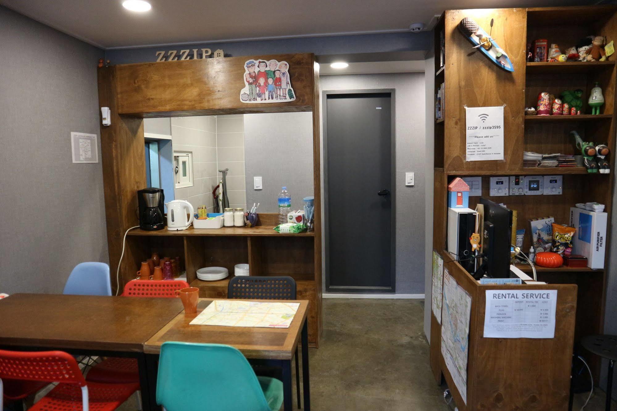 Zzzip Guesthouse In Hongdae Seul Zewnętrze zdjęcie